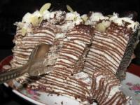 Блинный торт-шоколад со взбитыми сливками