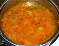 Тыквенный суп с тимьяном и семечками