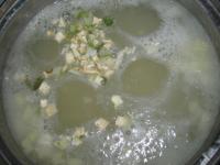 Суп из щавеля с фрикадельками