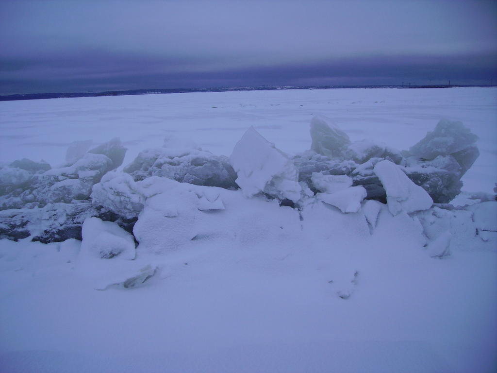 Торосы на Финском заливе.