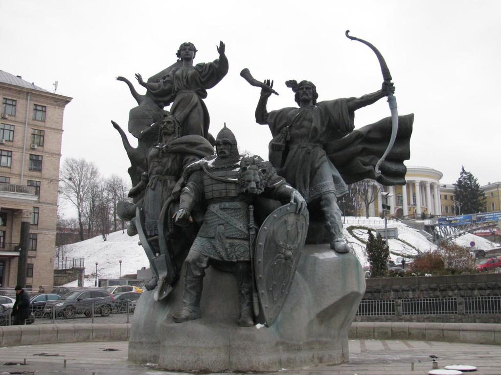 Основатели Киева