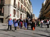 Испания, Мадрид. Праздничное шествие в народных костюмах.