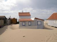 Португалия, Costa da Caparica, Прибрежные постройки.